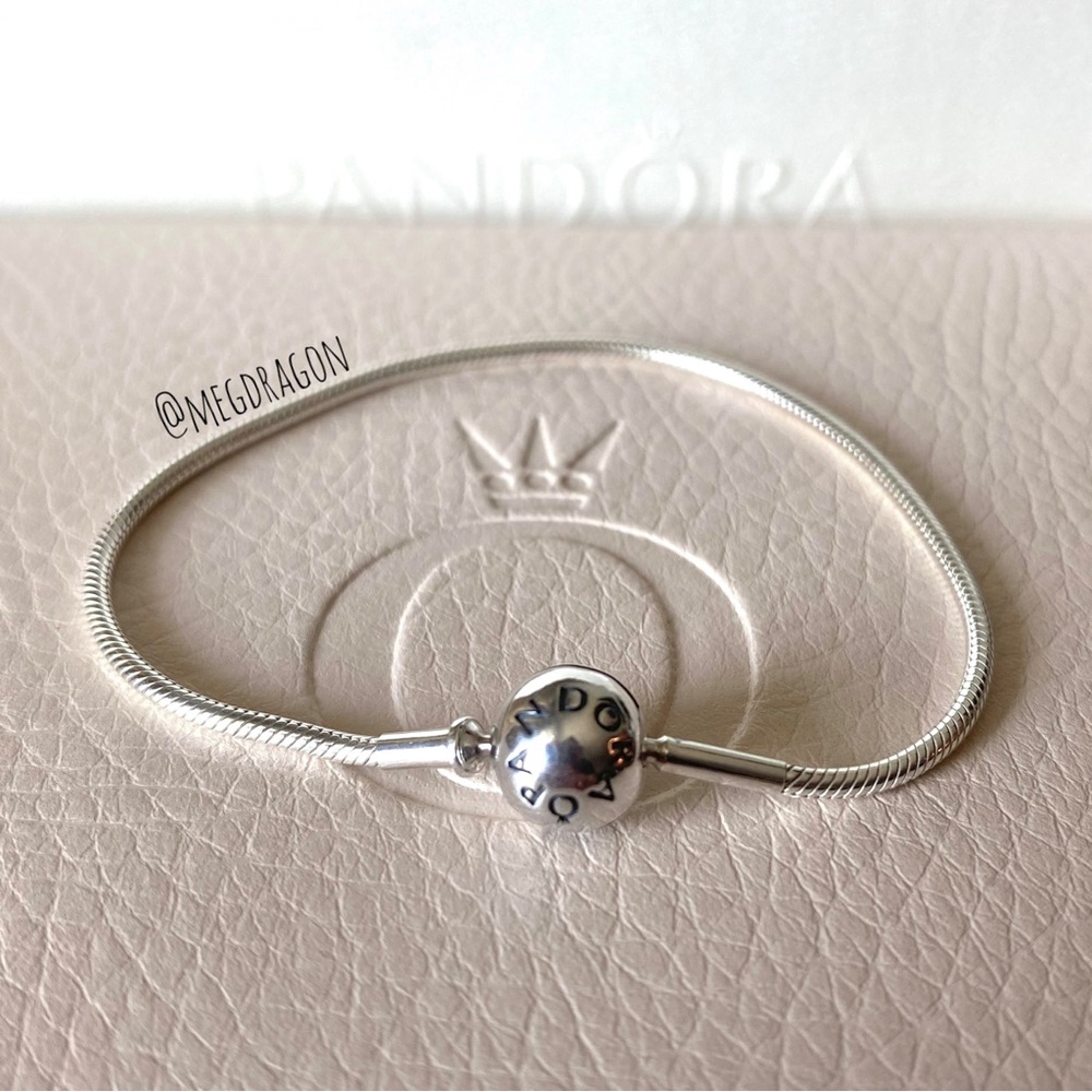 RETIRED Pandora Essence Bracelet 18cm